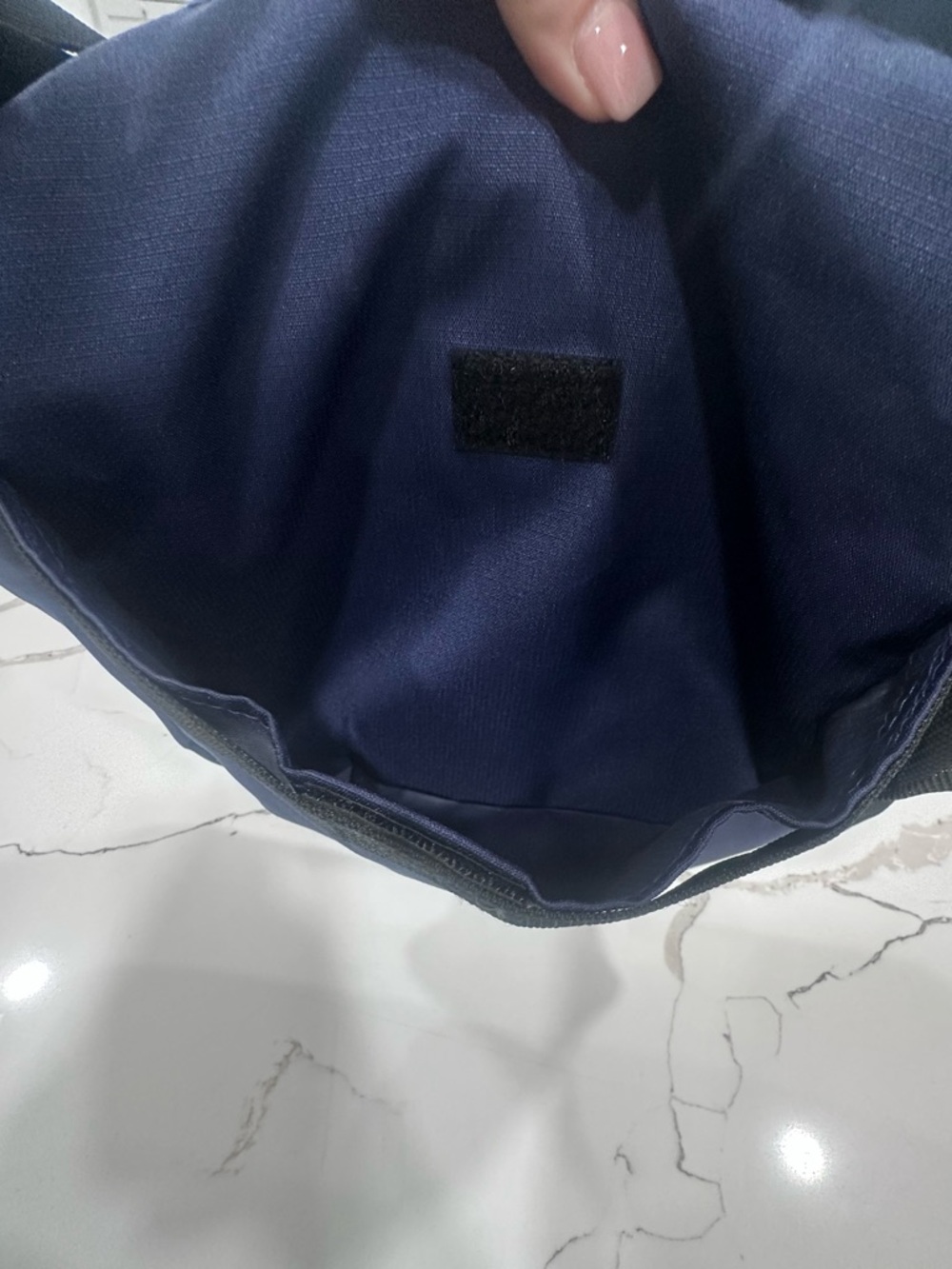 L.L.Bean Town and Field Shoulder Bag Navy Blue Organizer Messenger Travel Bag - Picture 9 of 14